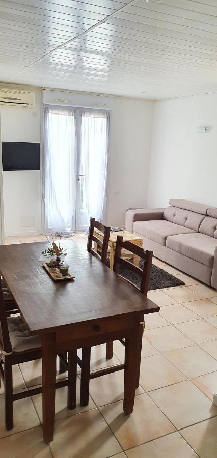 Bel Appartement Dans Hameau Calme Bonifacio  Zewnętrze zdjęcie